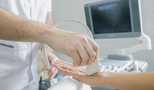 betegségek diagnózisa az ujjak ízületeiben jelentkező fájdalom miatt